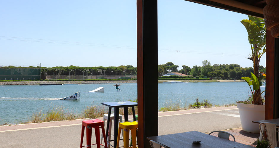 Wakeboarden im Olympischen Kanal in Castelldefels
