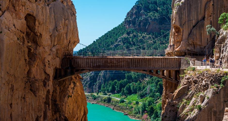 El puente colgante auf der Strecke El Caminito del Rey.