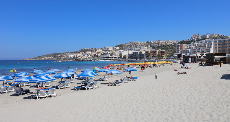 Mellieha Bay Strand in Malta