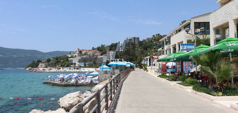 Der Promenade in Herceg Novi