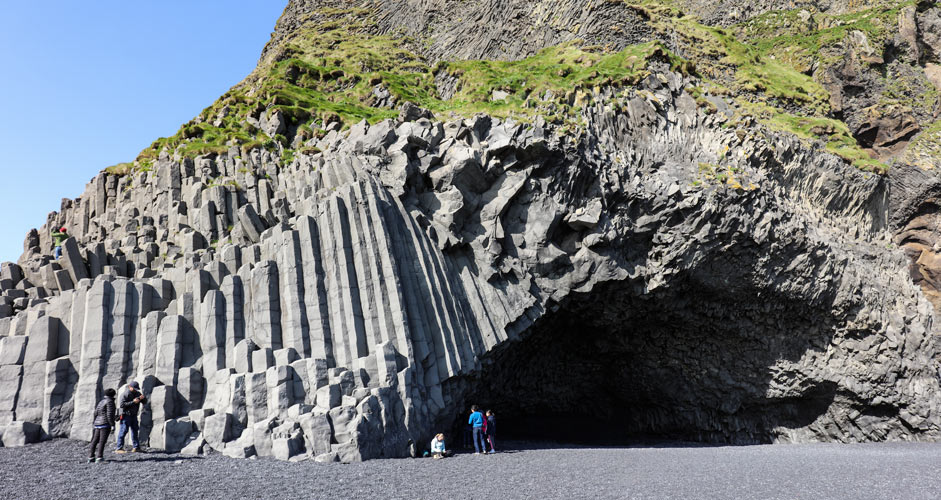 Hálsanefshellir-Höhle in Reynisfjara Strand