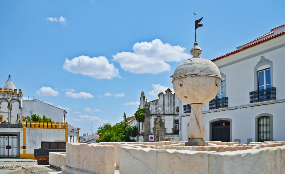 Largo da Porta de Moura -Platz