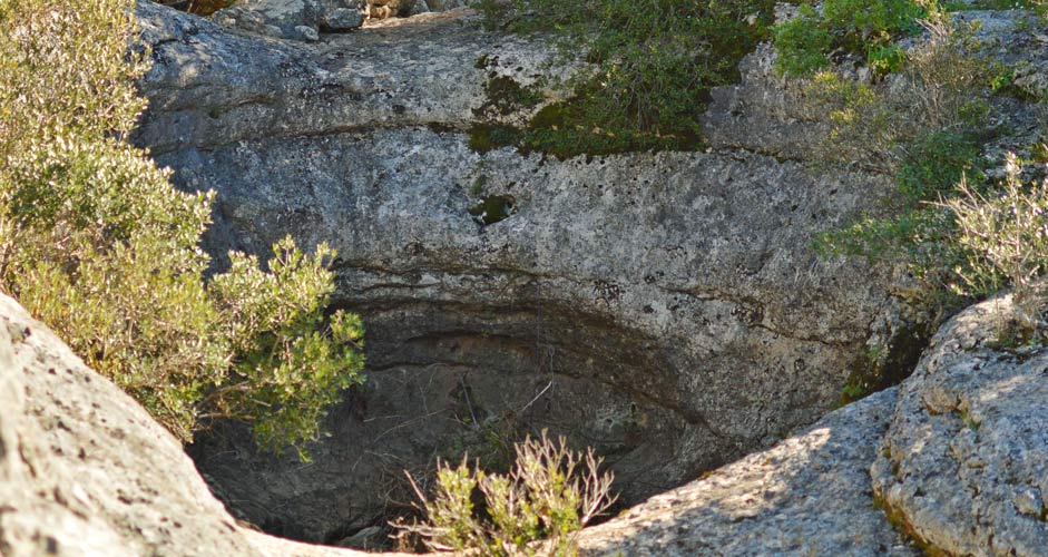 Marmitas de Gigante Gletschertöpfe
