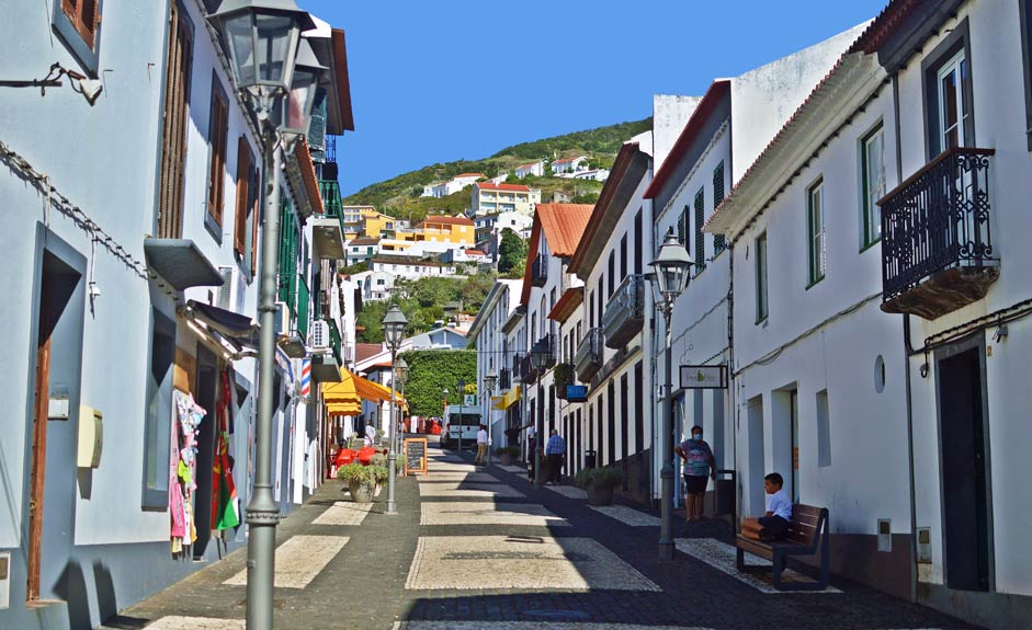 Strasse in Velas, Sao Jorge