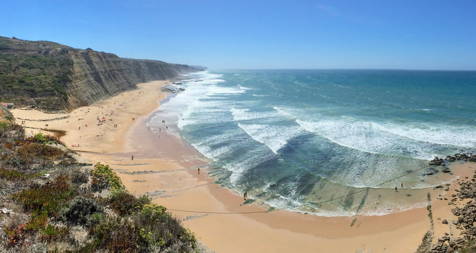 Praia do Magoito in Sintra